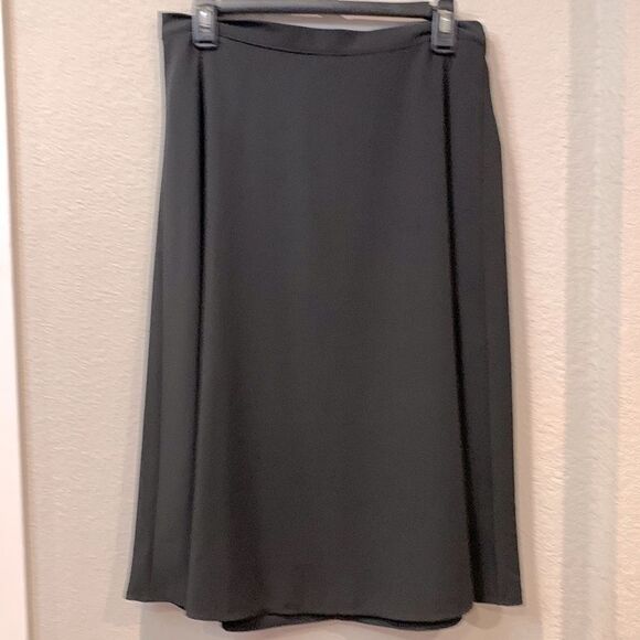 Tahari Black petite medium - Picture 1 of 6
